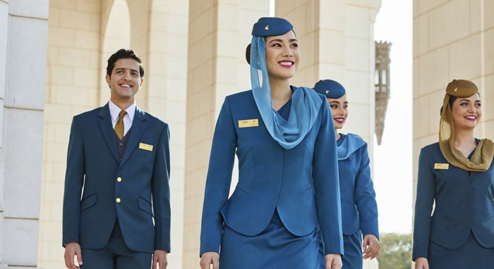 استخدام مهماندار هواپیمایی عمان