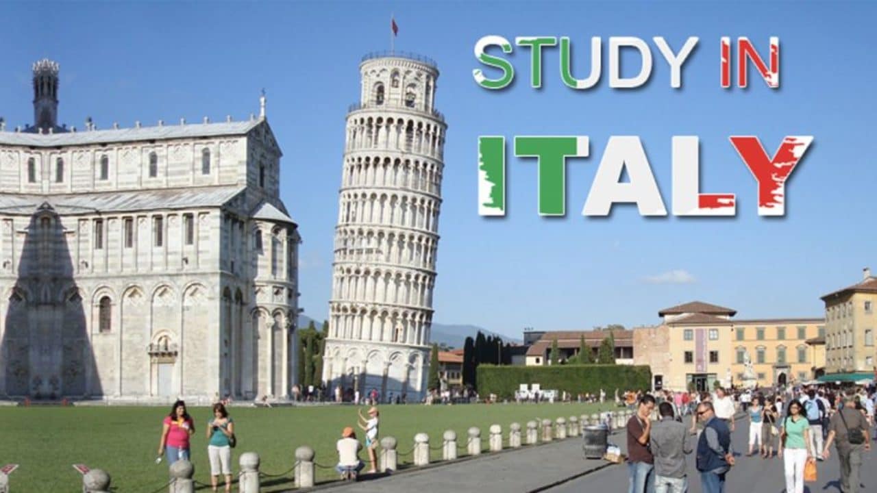 آیا تحصیل در ایتالیا بدون مدرک زبان امکان‌پذیر است؟